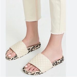 APL Lusso Slide quilted sheepskin leather 10 in parchment leopard